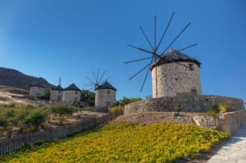 Windmühlen in den traditionellen Orten auf Limnos