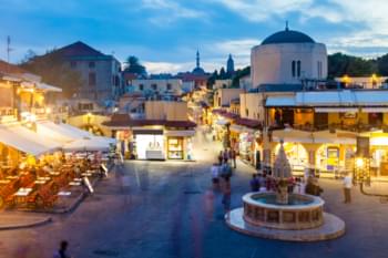 Hippokrates Platz in Rhodos-Stadt