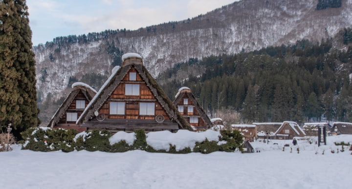 Die historischen Dörfer von Shirakawa-gō in Japan