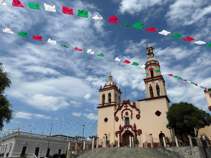 Kirche in der Kolonialstadt Santiago