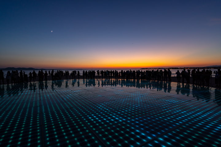 Lichtinstallation "Gruß an die Sonne"