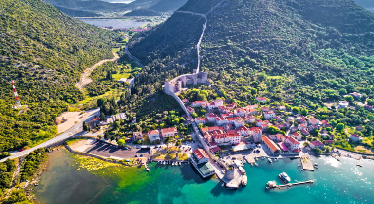 Ston